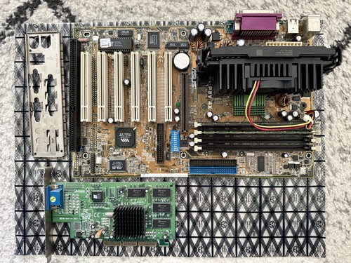 Asus p3v4x slot scheda - asus,