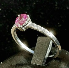 ANELLO  CON ZAFFIRO ROSA A GOCCIA  E DIAMANTI col. F VVS  ORO BIANCO 18 CARATI