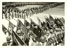1935 ROMA Bandiere dei Reggimenti all'Altare della Patria *Fotografia