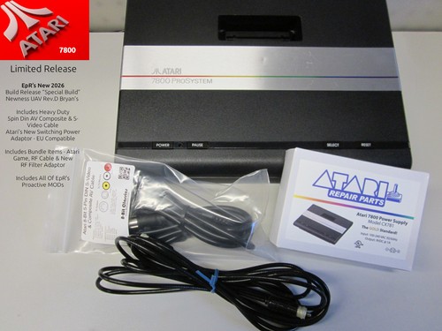 Atari 7800 con - \interfaccia, di