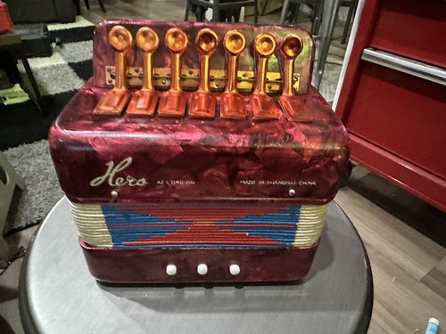 Fisarmonica eroe vintage uc - fisarmonica,