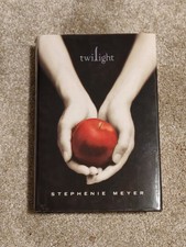 Twilight by Stephenie Meyer