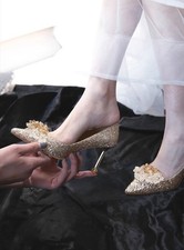 Tacchi alti, scarpe da sposa