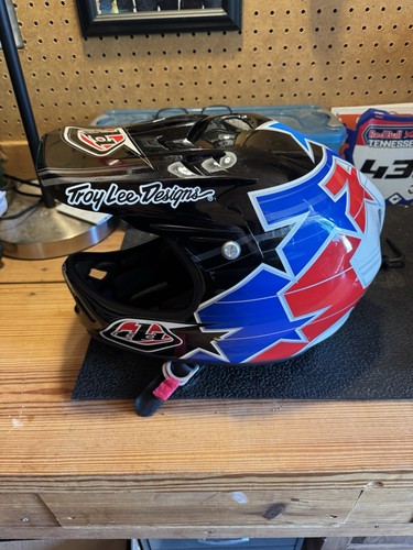 Casco mtb troy - designs, d2