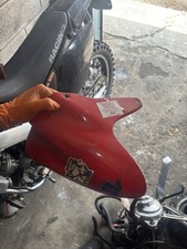 PARAFANGO ANTERIORE ROSSO NEUTRO YAMAHA 50 AEROX 1997-2012