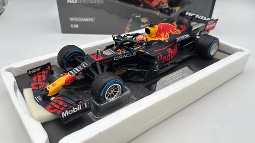 Min113211333 minichamps red - min113211333,