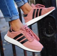 Adidas Women's Size 9 Iniki