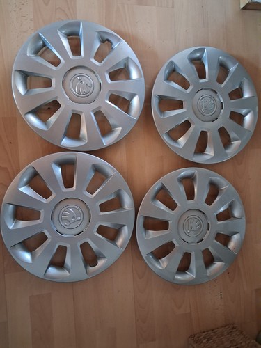 Set copricerchi originali - 4,