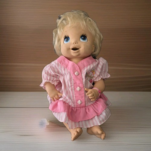 Hasbro 2006 baby - alive, bambola