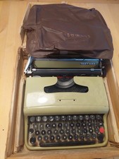 Macchina da Scrivere Olivetti