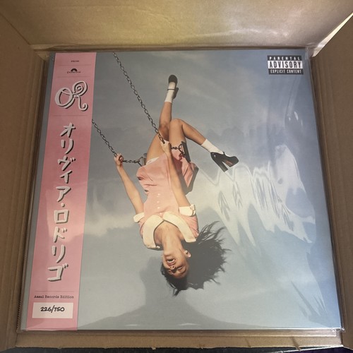 Olivia rodrigo numbered assai - olivia,