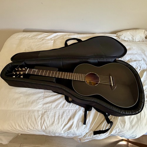Eccellente chitarra acustica