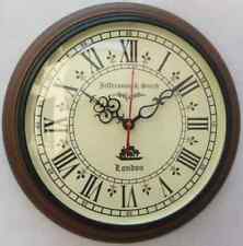 Antico orologio da parete