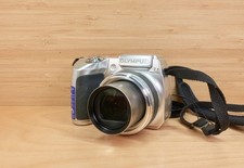 Olympus SP-510UZ fotocamera digitale 7,1 megapixel / zoom ottico 10x / testato