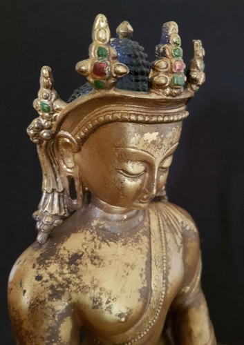 Bellissimo buddha incoronato - bellissimo,