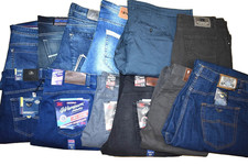 Stock abbigliamento nuovo