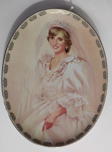 Diana queen our hearts - queen,