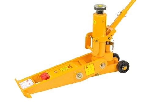 Sollevatore per carrello