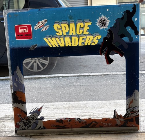 Space invaders copri monitor - copri,