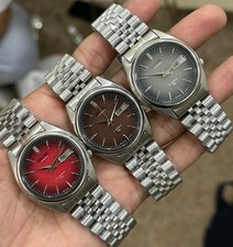 Lotto 3 Seiko Automatico Quadrante Texturizzato Colore Rosso, Grigio,Marrone Vintage 7009