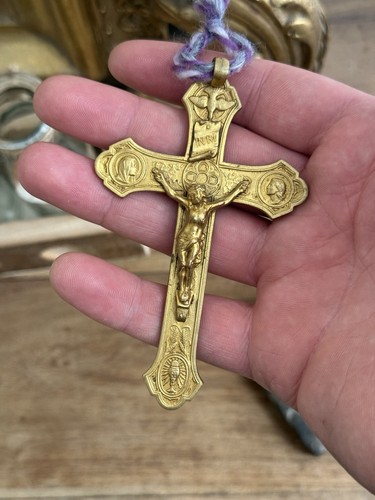 Croce pendente inri e - e,