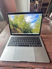 2017 Apple MacBook Pro 13" i7
