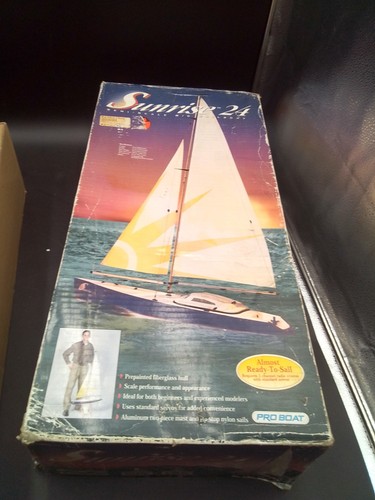 Barca vela semi scala - r/c,