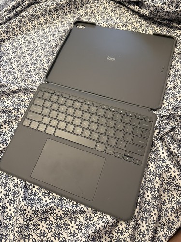Logitech combo touch ipad - logitech,