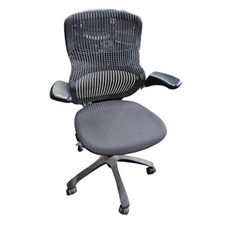Knoll Generation Chair in Dark