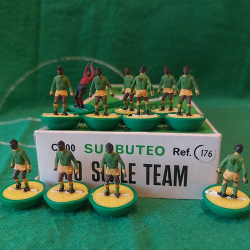 Mint subbuteo team 176 - subbuteo,