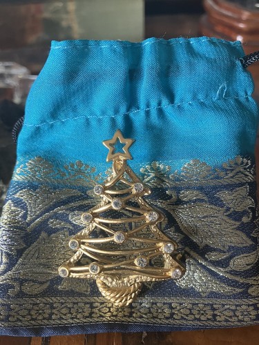 Christmas tree brooch signed - christmas,