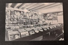 Village music negozio di dischi California 1980 cartolina vintage