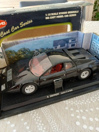 Kyosho ferrari 365 gt4 bb - 1/18,