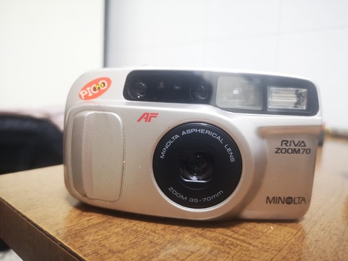 Minolta riva zoom - zoom, 70