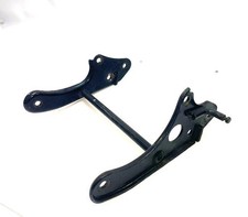 5DSF14100100 STAFFA SUPPORTO MOTORE YAMHA MAJESTY 125 2006