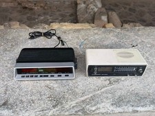 Due radiosveglie vintage anni