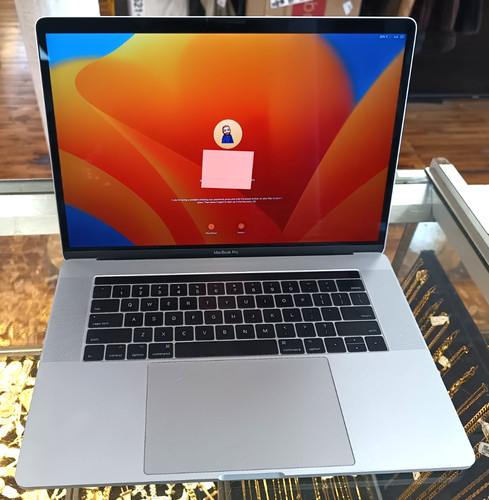 Macbook pro touch bar - 15,