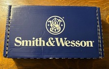 Smith & Wesson scatola vuota