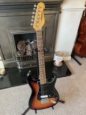 Vecchia chitarra elettrica