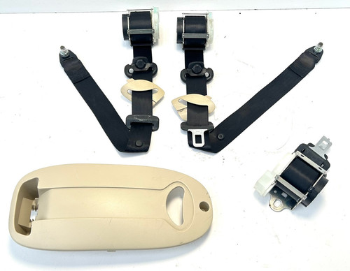 Cinture sicurezza - di,