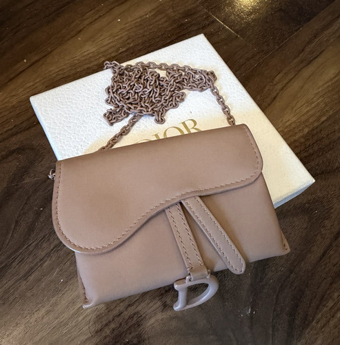 Christian dior leather saddle - dior,