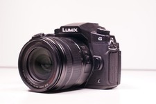 Panasonic LUMIX DMC G 81 con