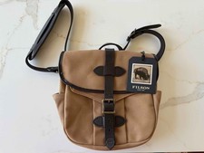 Borsa da campo Filson piccola