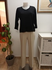 Pantaloni Beige E Maglia Nera Eleganti Made In Italy