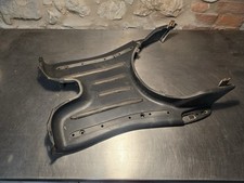 PEDANA POGGIAPIEDI CARENA