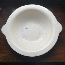 Antico lavabo rustico in