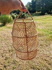 Lampada in paglia rafia