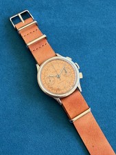 Orologio da polso Chronographe Suisse vintage utilitario colore quadrante corallo molto unico