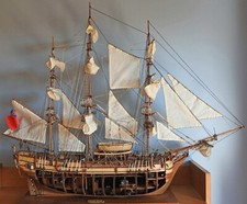 modello di nave in legno