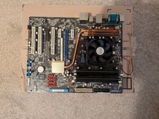 Scheda madre Asus M2N-E - 4GB DDR2 - CPU AMD Athlon 64 X2 4200+ con dissipatore/ventola